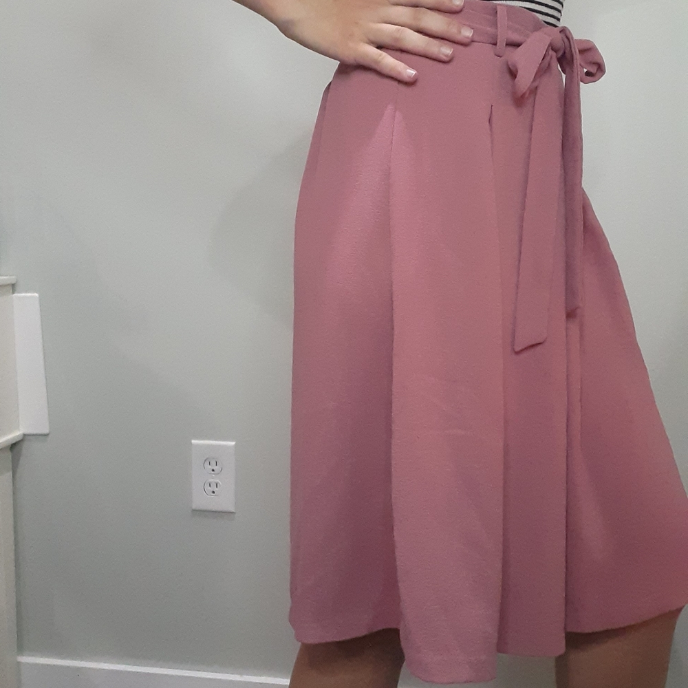 Pink skirt - Picture 2 of 2